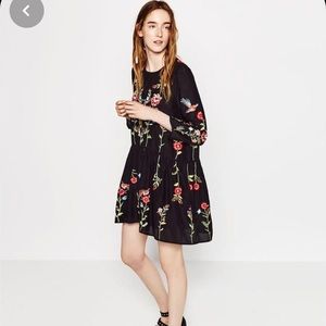 Zara floral embroidery dress xs
